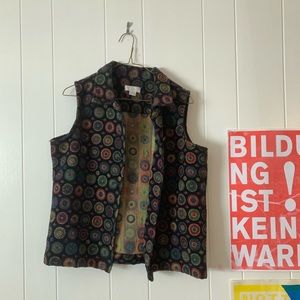 multi-color patterned vest (knit)